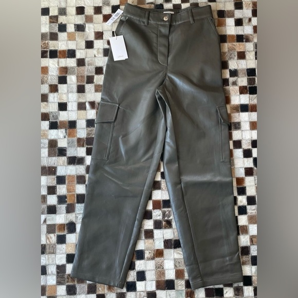 NWT Aritzia Cargo Vegan Leather Pants Size 2 - Picture 4 of 7